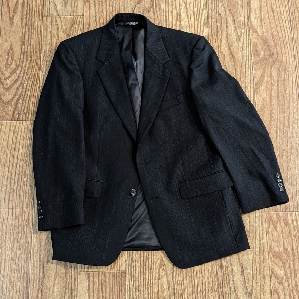 Evan Picone 100% wool charcoal pinstripe sport coat blazer, size 41/35